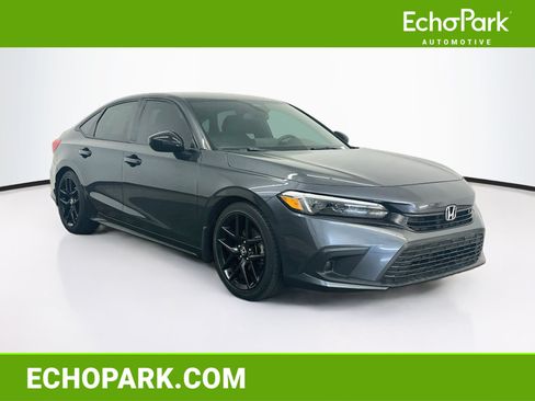 Used 2022 Honda Civic Sport image 1