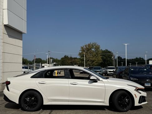 New 2026 Kia K5 LXS FWD image 19