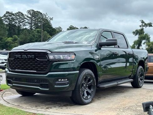 New 2026 RAM 1500 Express AWD/4WD image 3
