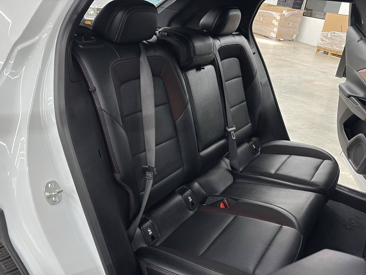 Used 2024 Chevrolet Equinox EV RS FWD image 17