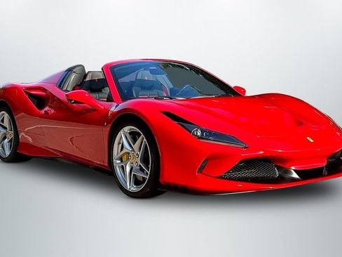 Used 2022 Ferrari F8 Tributo RWD image 1