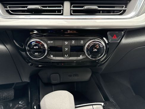 New 2026 Chevrolet Trax LT w/ Driver Confidence Package image 15