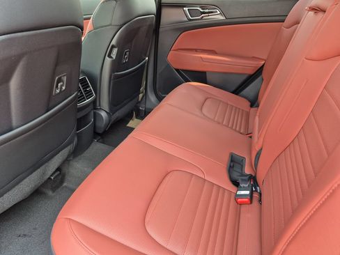 New 2027 Kia Sportage SX Prestige AWD/4WD image 12