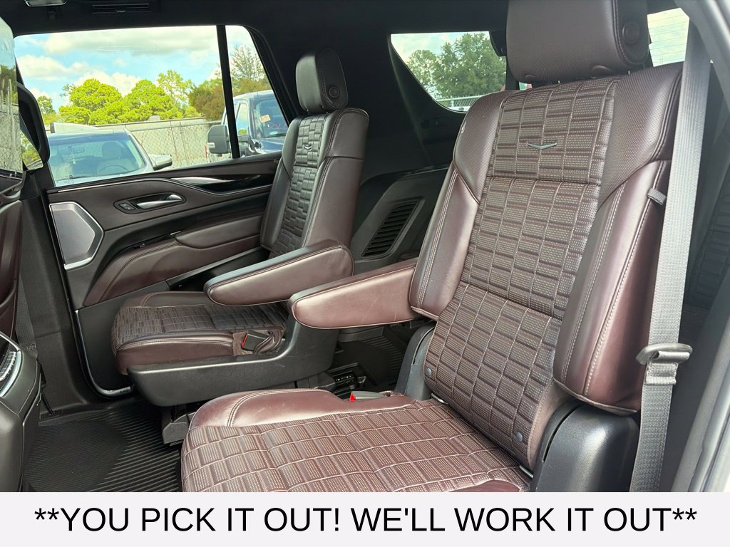 Used 2022 Cadillac Escalade Sport Platinum w/ LPO, ONYX Package AWD/4WD image 10