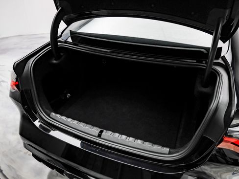 Used 2021 BMW M4 Coupe w/ Executive Package image 90