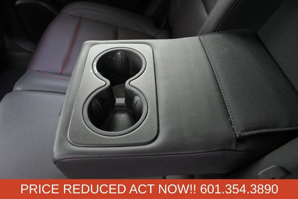 Used 2024 Chevrolet Blazer RS w/ Driver Confidence II Package FWD image 17