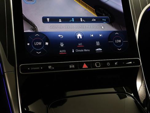 Certified 2023 Mercedes-Benz C 300 4MATIC Sedan image 23