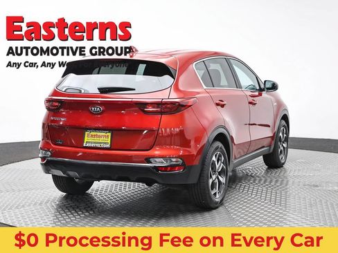 Used 2022 Kia Sportage LX AWD/4WD image 5