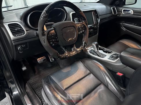 Used 2016 Jeep Grand Cherokee SRT AWD/4WD image 23