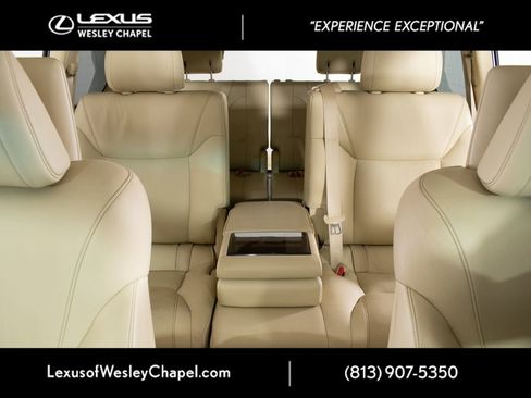 Used 2014 Lexus LX 570 4WD image 30