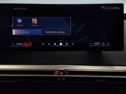 Certified 2025 BMW iX xDrive50 image 20