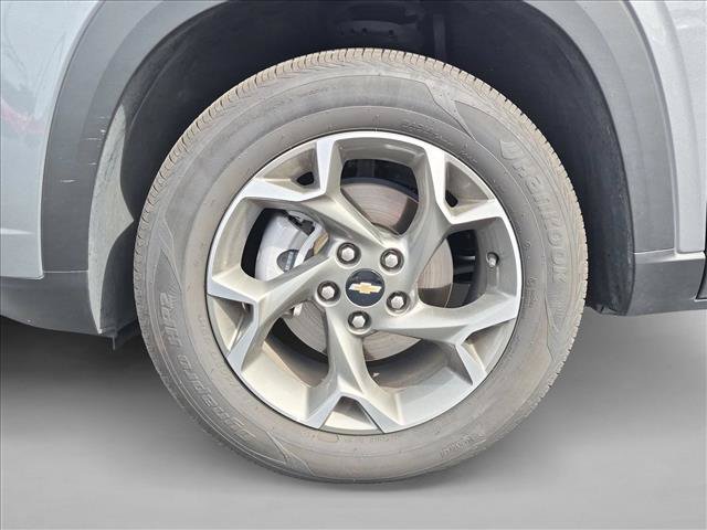 Used 2026 Chevrolet Trax LT FWD image 23