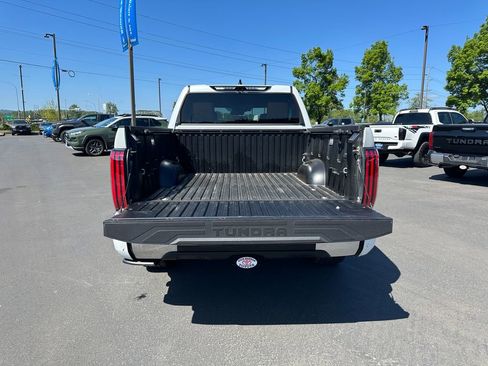 Used 2022 Toyota Tundra 1794 Edition AWD/4WD image 11