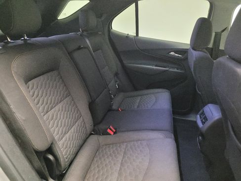 Used 2018 Chevrolet Equinox LT FWD image 19