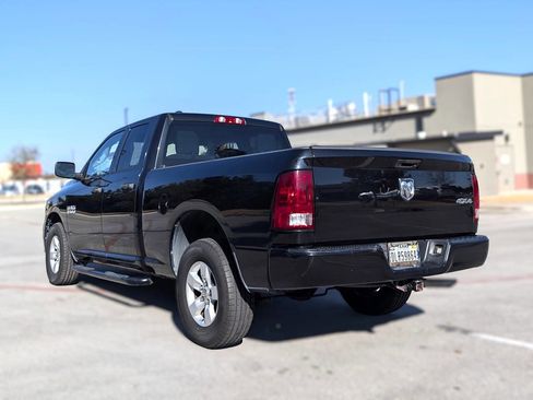 Used 2017 RAM 1500 Express image 8