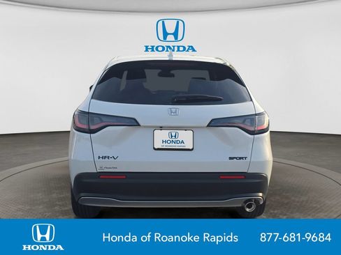 New 2027 Honda HR-V Sport image 4