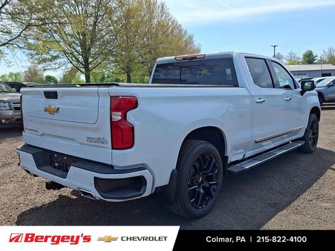 New 2026 Chevrolet Silverado 1500 High Country w/ High Country Premium Package AWD/4WD image 3