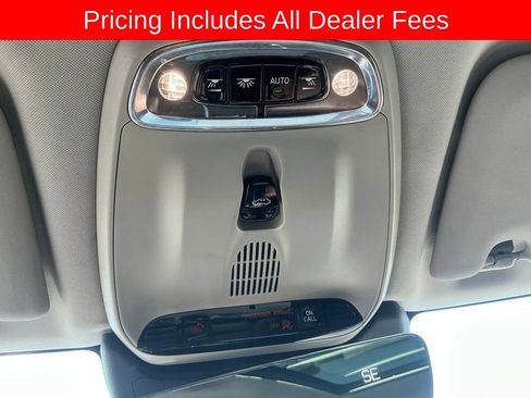 Used 2019 Volvo XC60 T5 Momentum w/ Premium Package FWD image 18