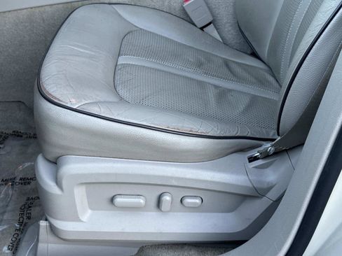 Used 2015 Lincoln MKX FWD w/ Equipment Group 102A image 21