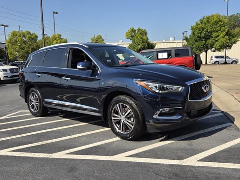 Used 2019 INFINITI QX60 Luxe w/ Essential Package AWD/4WD image 4