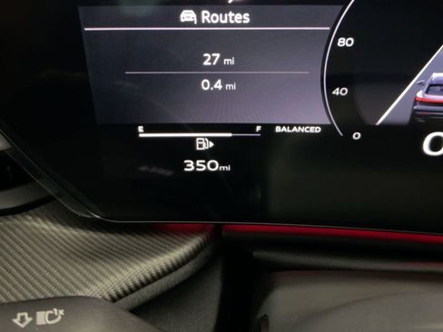 New 2025 Audi SQ5 Prestige image 19