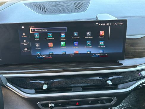 Used 2023 BMW X7 xDrive40i image 30