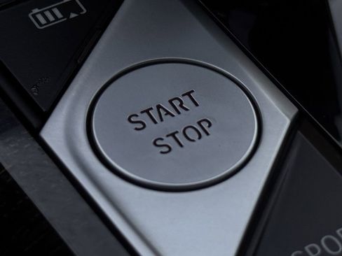 Used 2022 BMW 330e w/ Convenience Package image 20