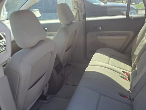 Used 2009 Ford Edge SE image 8