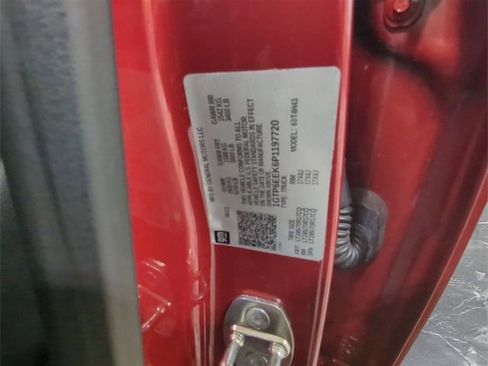 Used 2023 GMC Canyon AT4X image 33