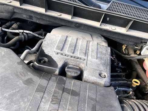 Used 2019 GMC Sierra 1500 SLE w/ SLE Value Package image 32