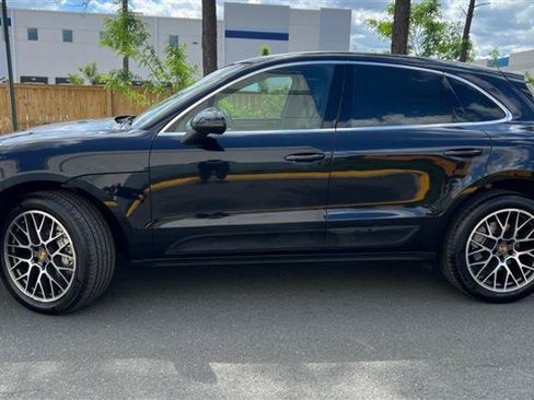 Used 2016 Porsche Macan S AWD/4WD image 7