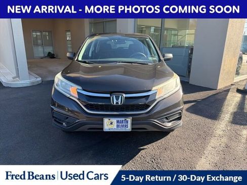 Used 2015 Honda CR-V LX image 2