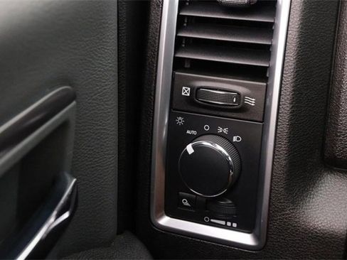 Used 2023 RAM 1500 Classic SLT w/ Trailer & Traction Group image 18