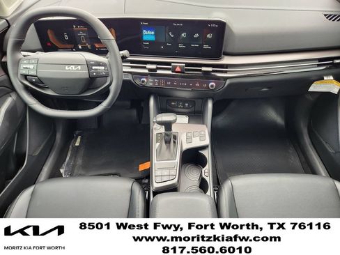 New 2026 Kia Sportage EX FWD image 18