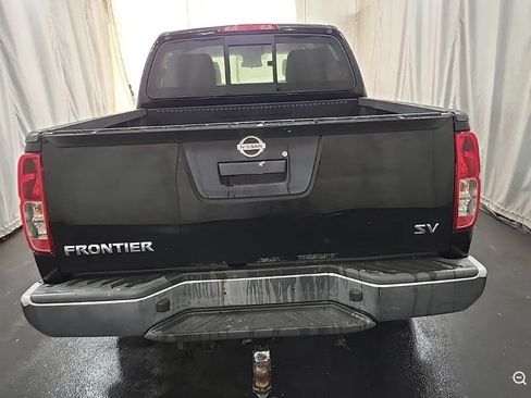 Used 2020 Nissan Frontier SV w/ SV Utility Package RWD image 4