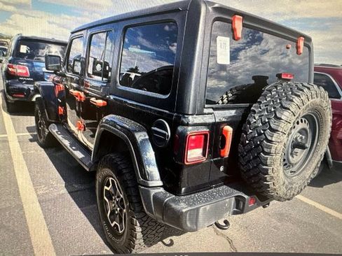 Used 2019 Jeep Wrangler Unlimited Sahara AWD/4WD image 10