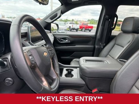 Used 2024 Chevrolet Tahoe High Country w/ Premium Package RWD image 11