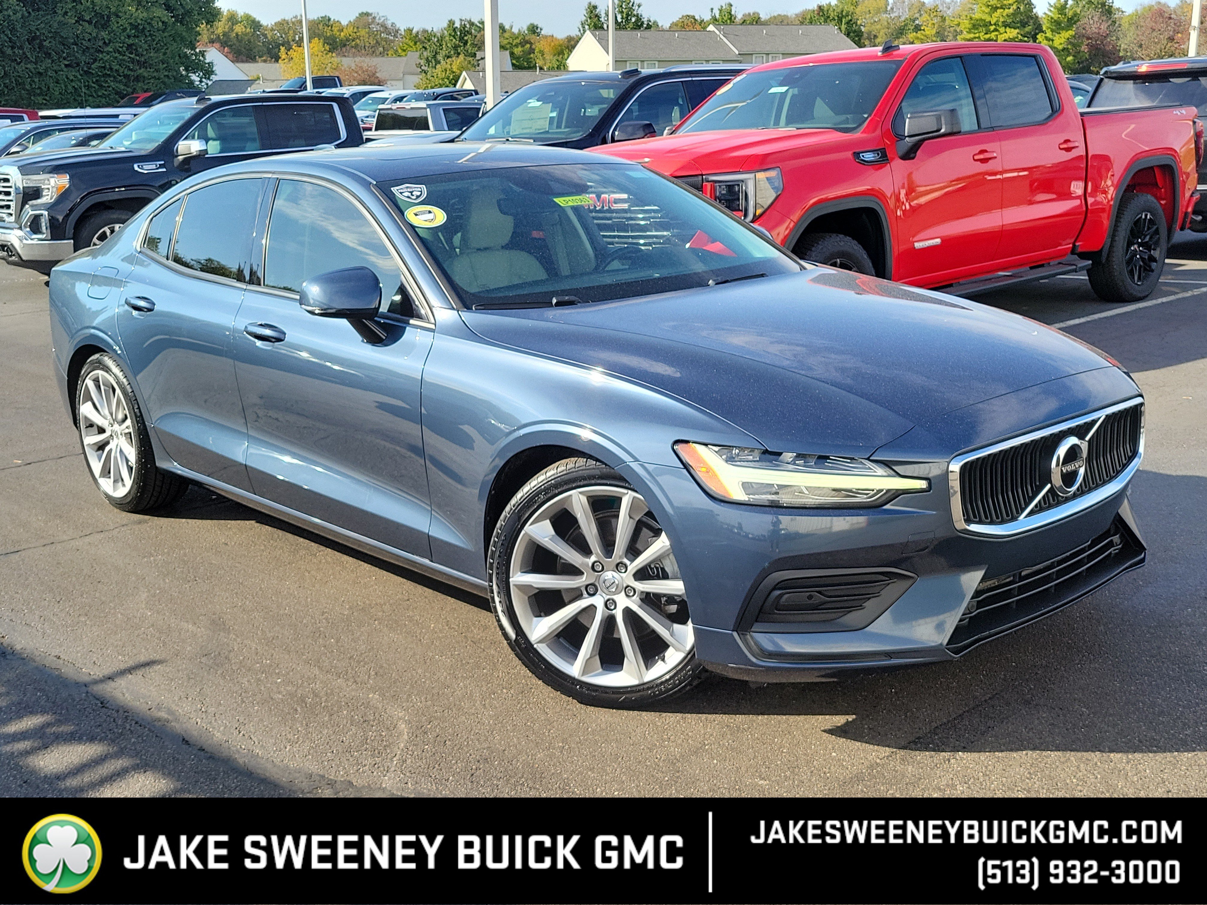 Used 2019 Volvo S60 T5 Momentum w/ Premium Package FWD image 1