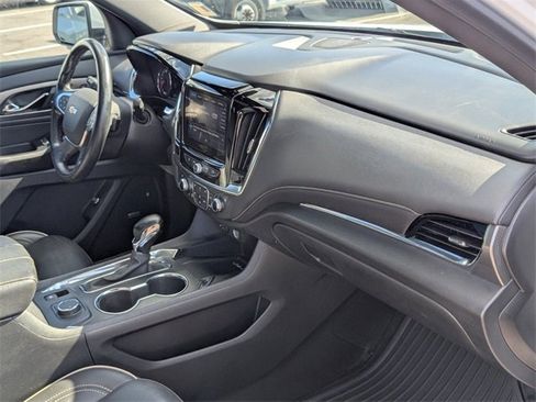 Certified 2023 Chevrolet Traverse Premier image 16