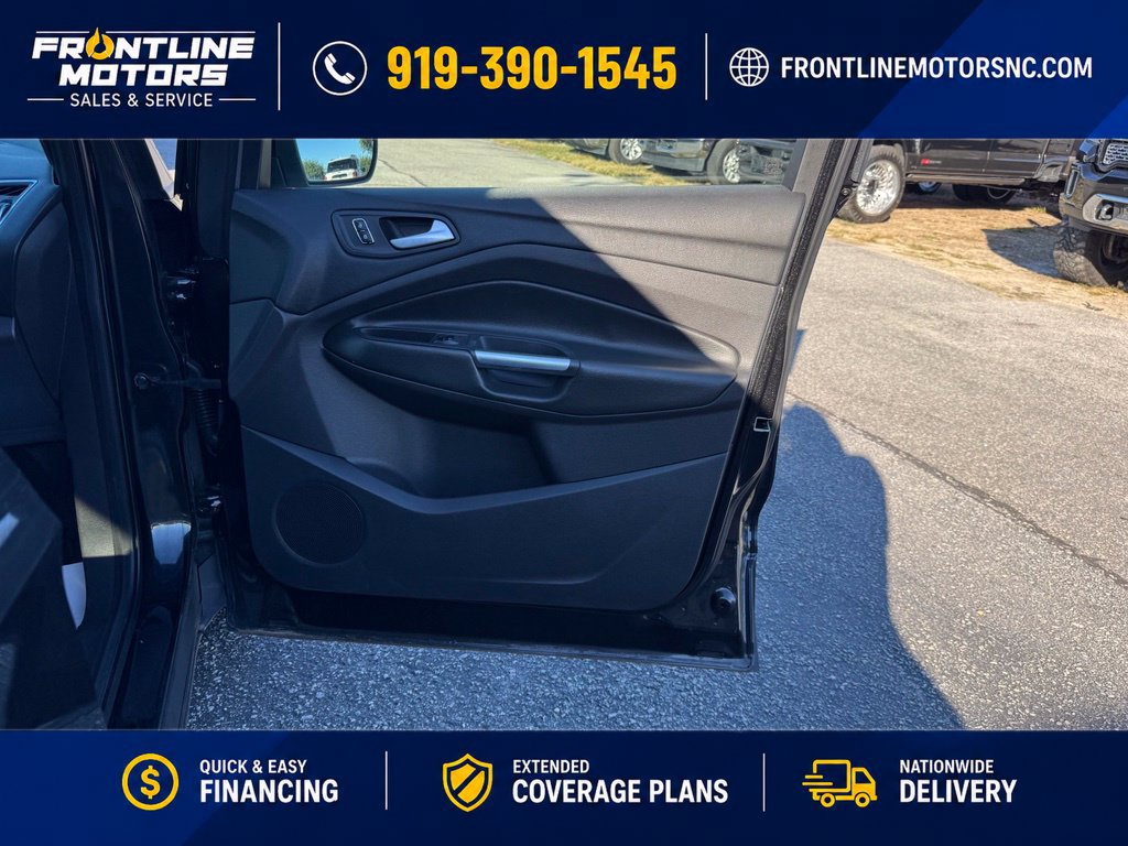 Used 2013 Ford Escape Titanium w/ Parking Technology Pkg FWD image 13