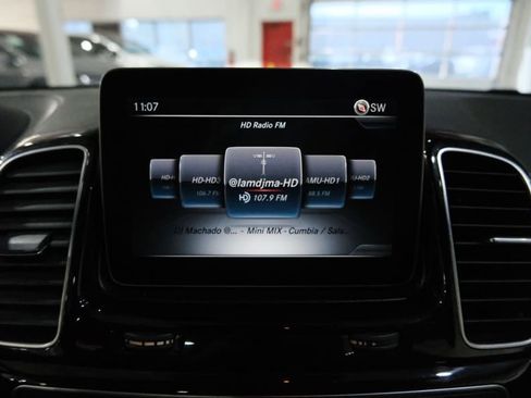 Used 2017 Mercedes-Benz GLS 550 4MATIC image 29