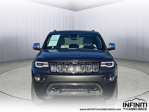 Used 2019 Jeep Grand Cherokee Limited w/ Luxury Group II image 4