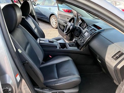 Used 2011 MAZDA CX-9 Touring w/ Moonroof & Bose Audio Pkg FWD image 16