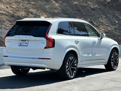 New 2026 Volvo XC90 T8 Ultra AWD/4WD image 4