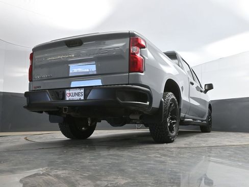 Used 2024 Chevrolet Silverado 1500 W/T w/ WT Value Package AWD/4WD image 37
