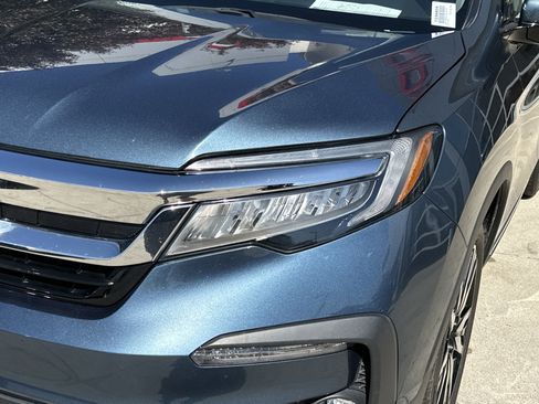 Used 2021 Honda Pilot Touring image 11