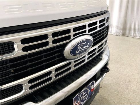 Used 2024 Ford F250 XLT w/ FX4 Off-Road Package AWD/4WD image 30