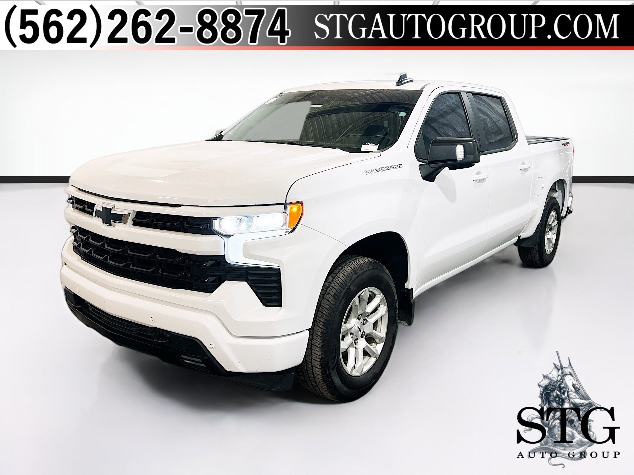 Used 2024 Chevrolet Silverado 1500 RST w/ Convenience Package II AWD/4WD image 1