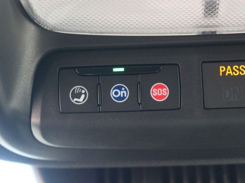 Used 2026 Chevrolet Colorado Trail Boss AWD/4WD image 32