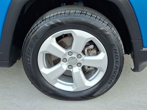 Used 2019 Jeep Compass Latitude image 11